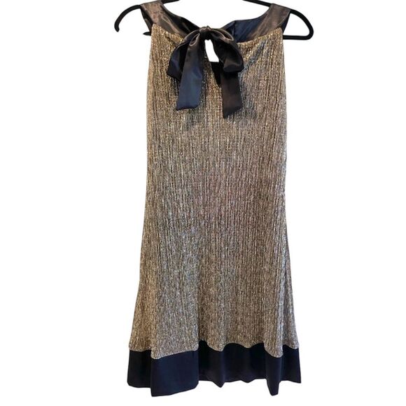 En Focus Studio Black & Gold Metallic Tie Back Swing Dress Women’s Size 12 - Picture 2 of 5